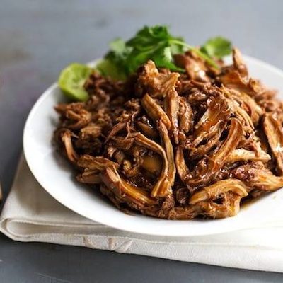 Honey Glazed Crockpot Chicken Adobo - simple pantry ingredients, hardly any hands-on time, 200 calories. | https://body-changes.today